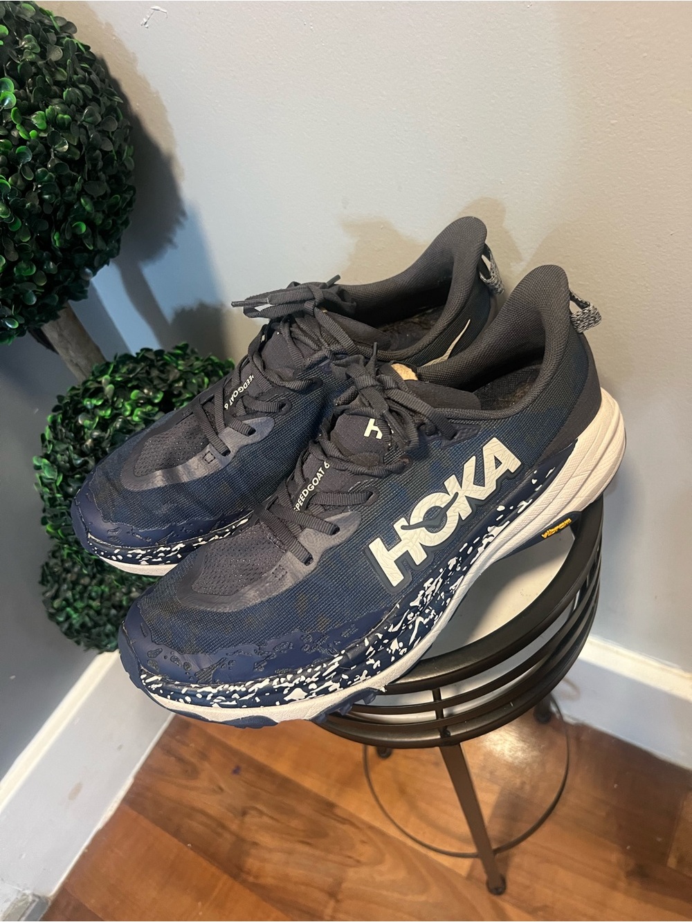 Hoka Speedgoat 6 Mens Trail Running Shoes Navy White Size 10 D
